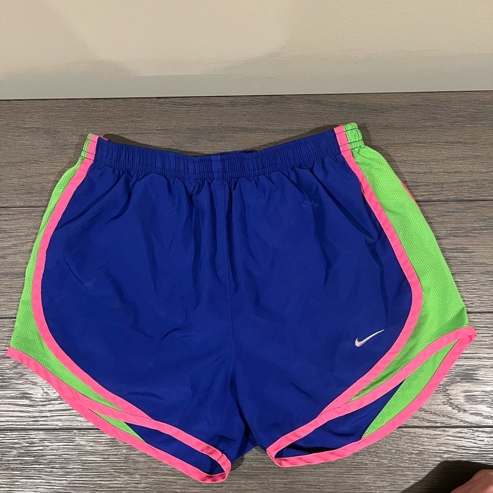 Nike Dri-Fit shorts​​, girls, EUC